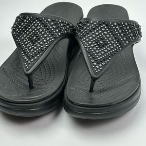 Crocs 2”wedges thong sandals